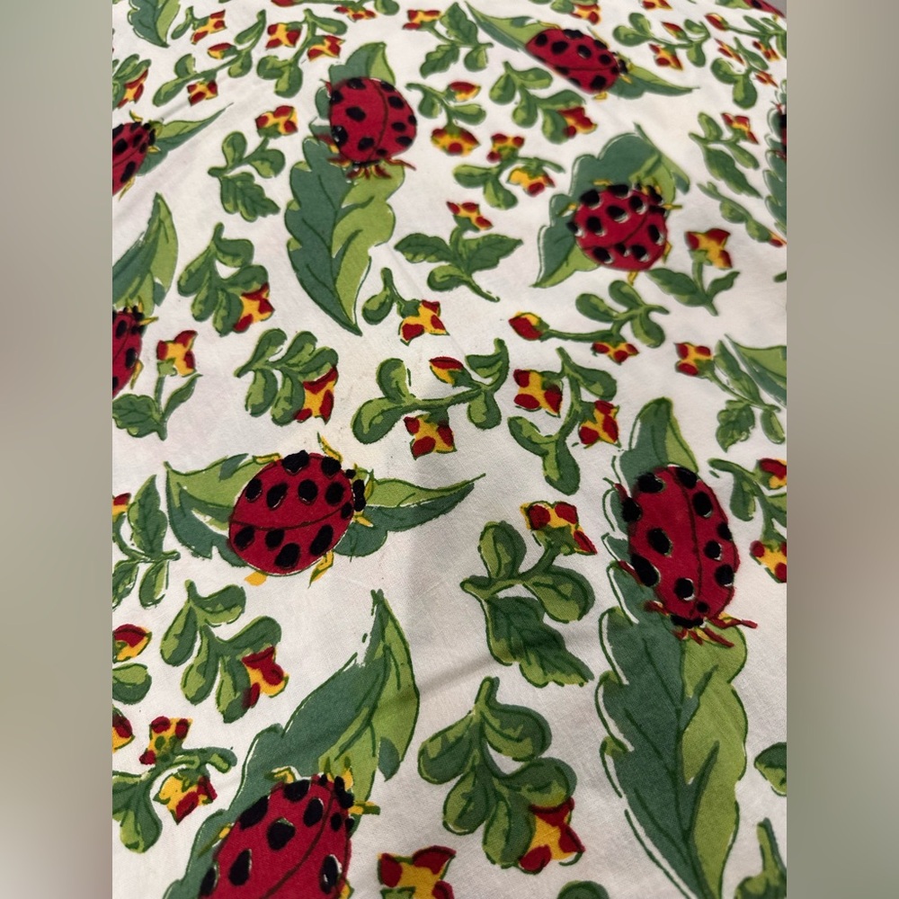 Pomegranate vintage 100% cotton tablecloth with  6 matching napkins 60x 90 in